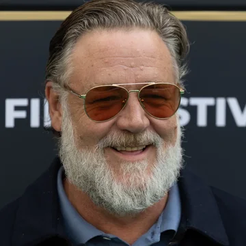 Russell Ira Crowe