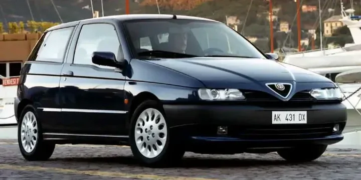 1997 Alfa Romeo 1997-alfa-romeo-145-hatchback-16-tspark-16v-manual-5-speed-120ps main image