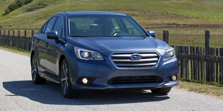 2015 Subaru Legacy exterior main image