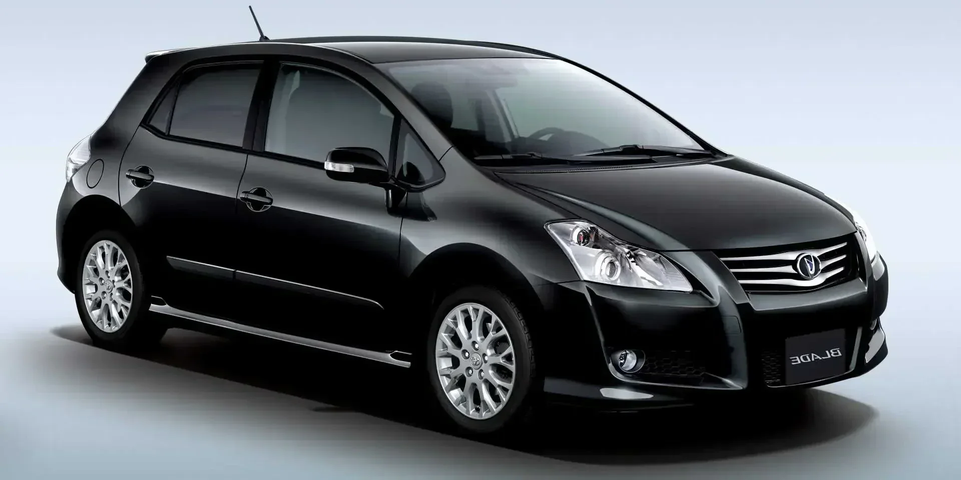 2006 Toyota Blade photo 1