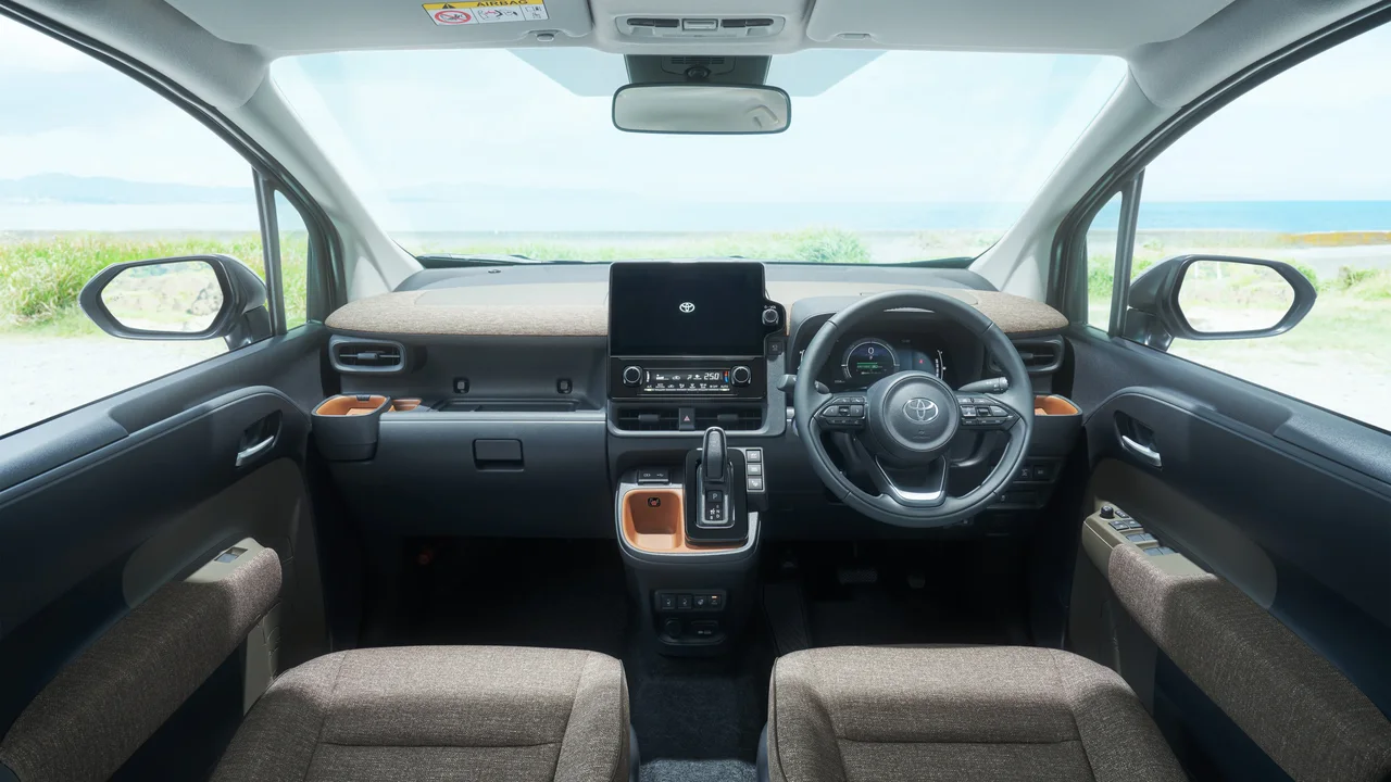 Interior 2