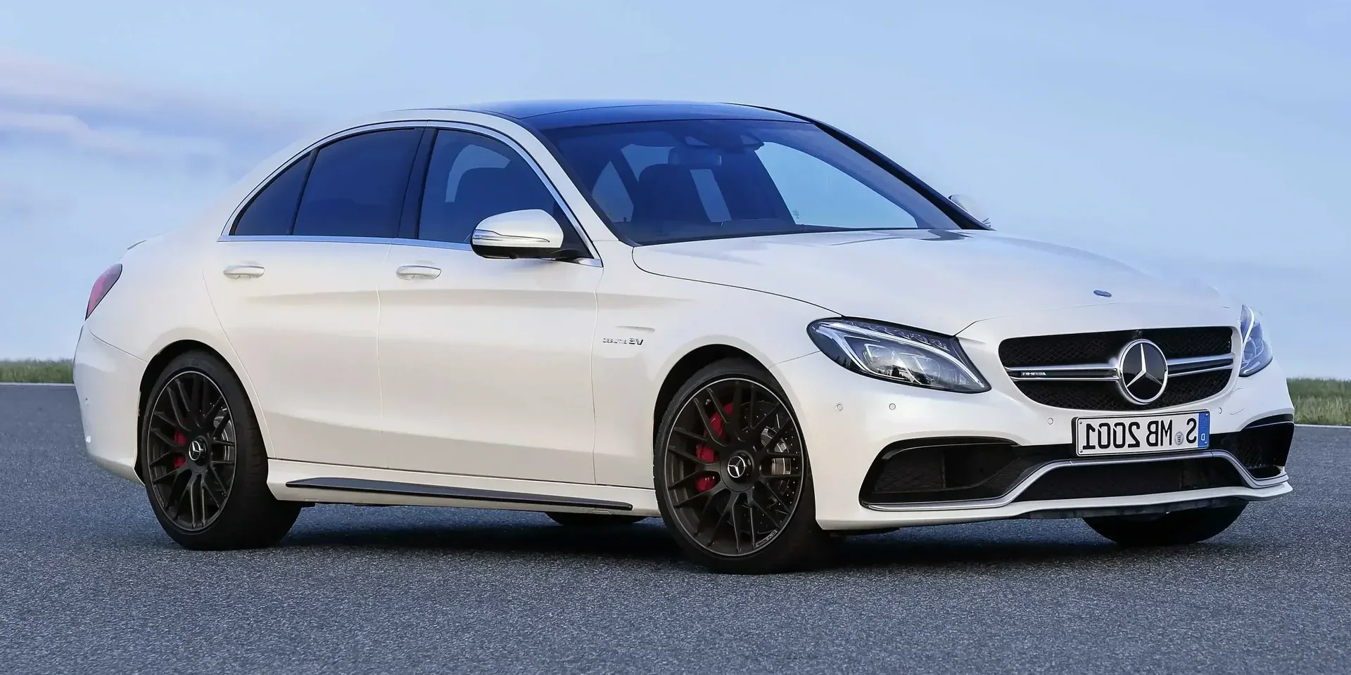 2015 Mercedes-Benz C-Class AMG C photo 1