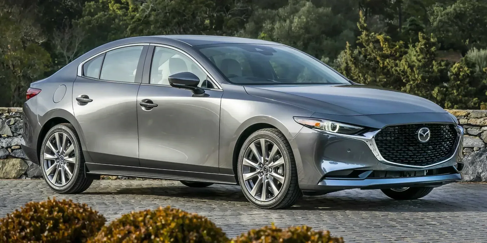 2020 Mazda 3 photo 1
