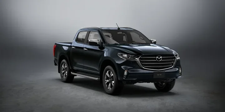 2020 Mazda BT-50 Dual exterior main image