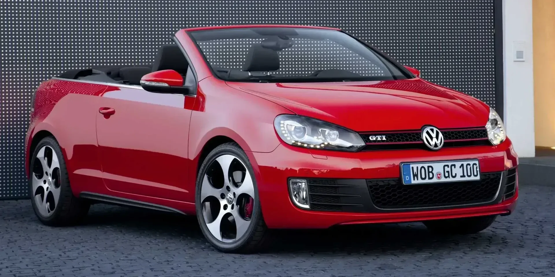 2016 Volkswagen Golf GTI photo 1