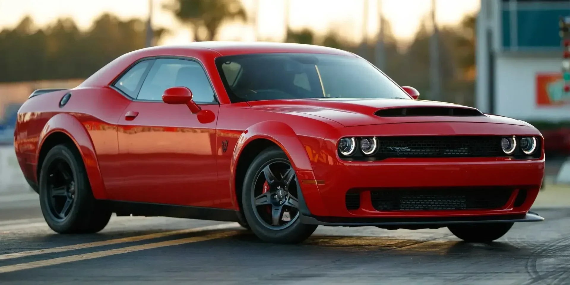 2018 Dodge Challenger SRT photo 1