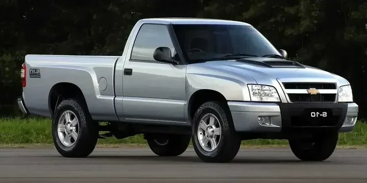 2009 Chevrolet 2009-chevrolet-s-10-la-pickup-s-10-single-cab-24-flexpower-e85-manual-5-speed-147ps main image
