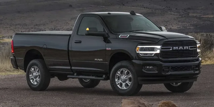 2014 Ram 2014-ram-hd-3500-cab-chassis main image