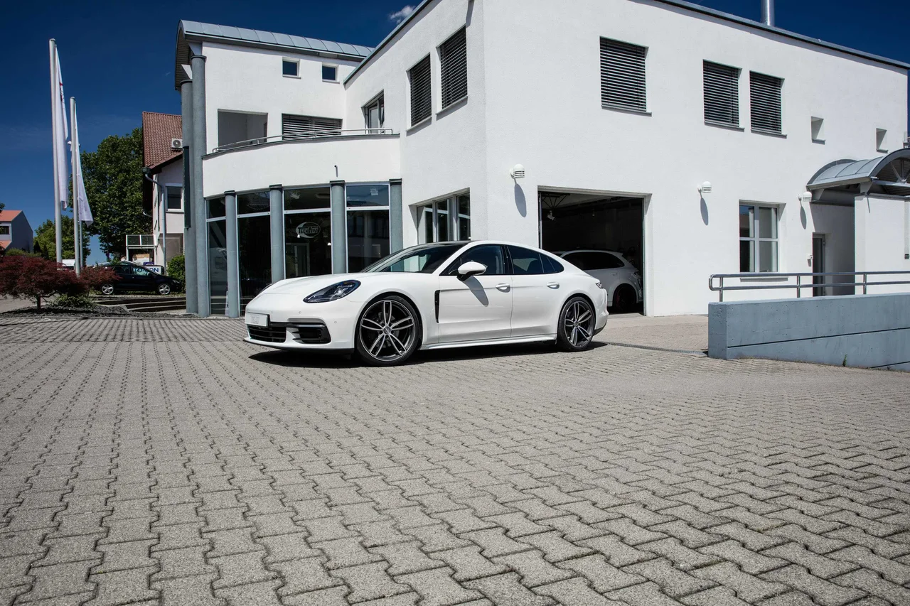 Exterior 2