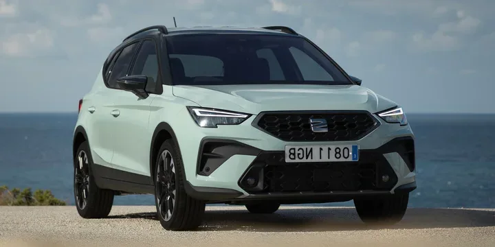 2026 SEAT Arona exterior main image