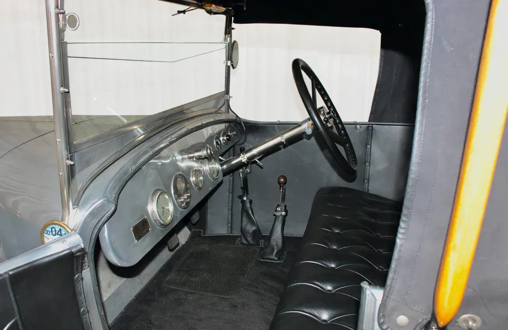 Interior 1