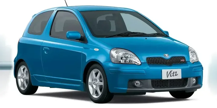 2001 Toyota 2001-toyota-vitz-rs-3-door main image