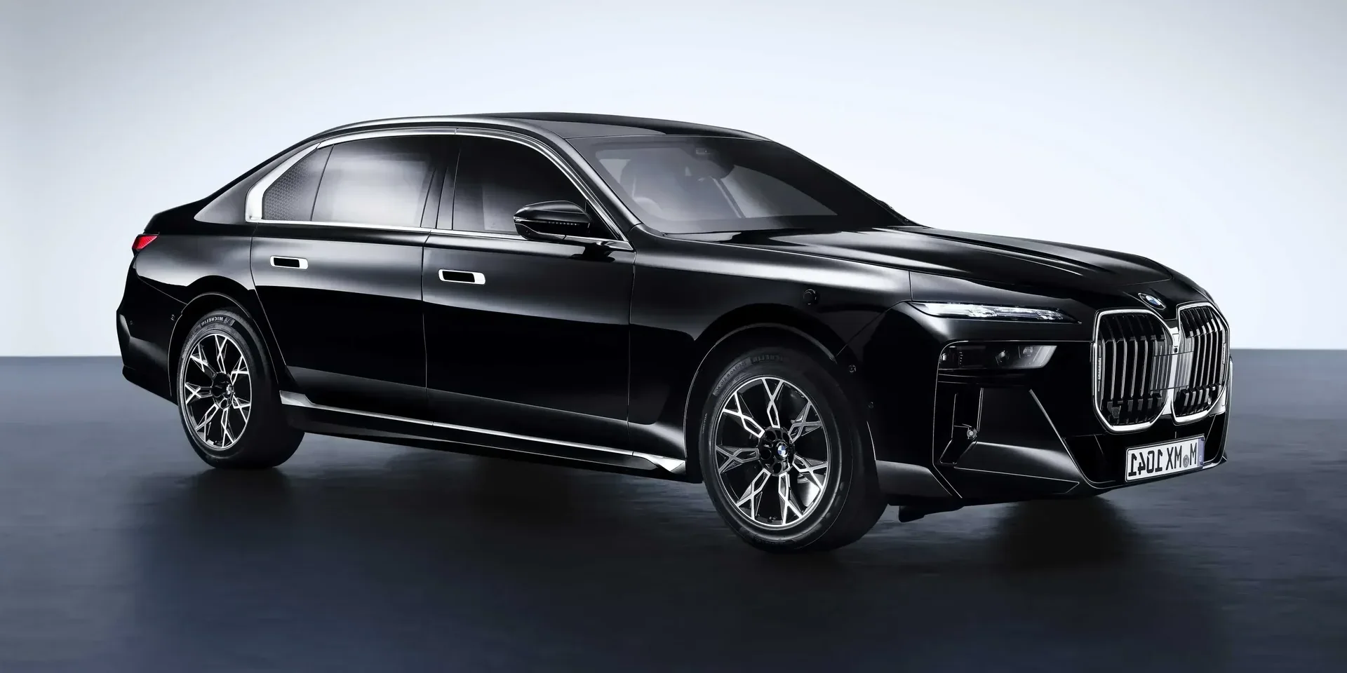 2024 BMW 7 Series photo 1