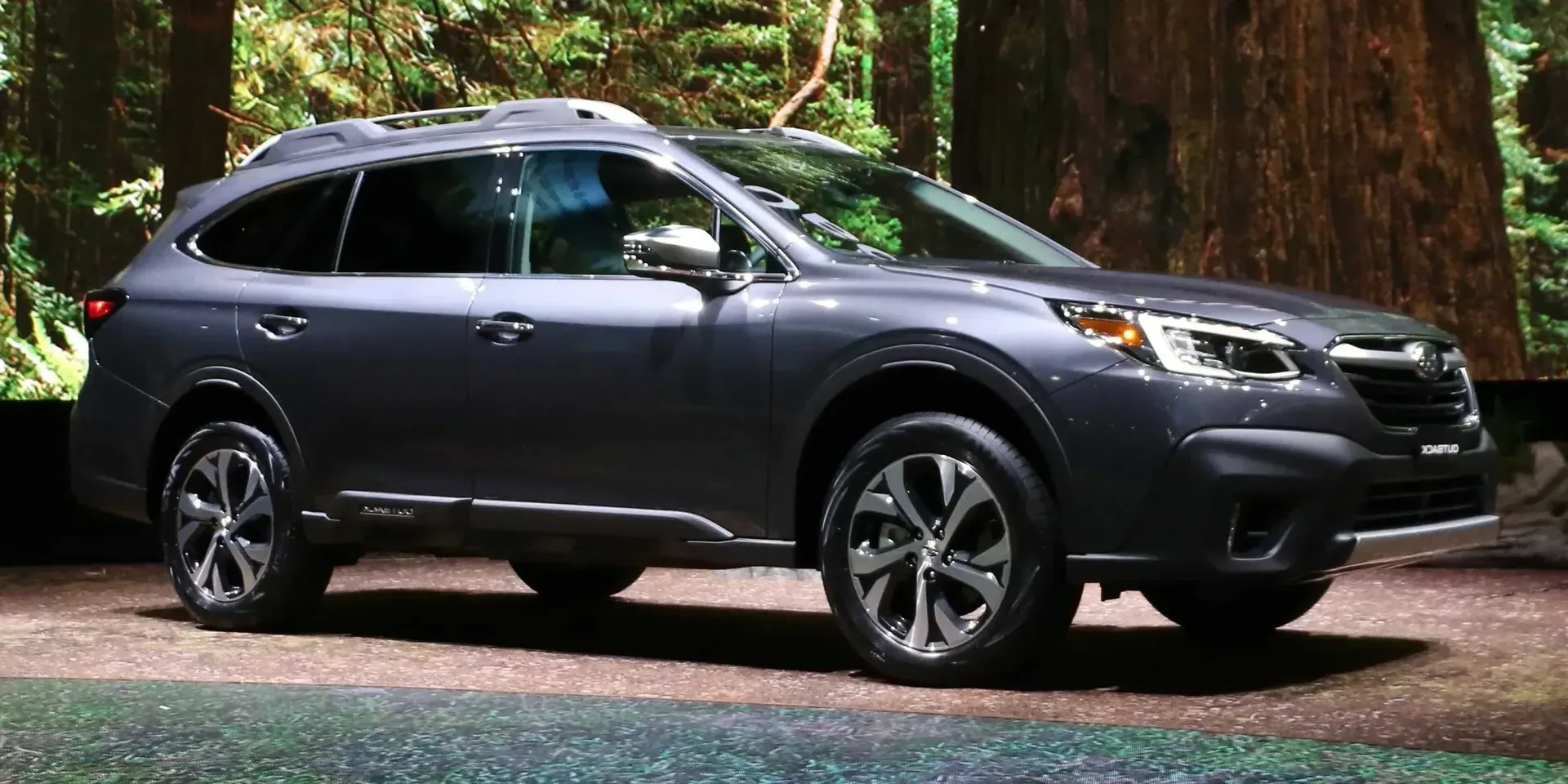 2021 Subaru Outback photo 1