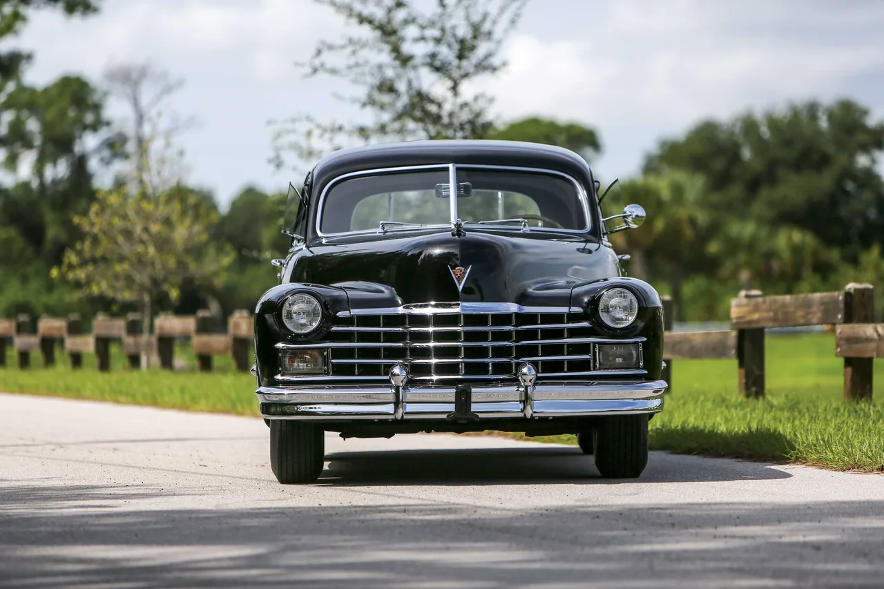 Exterior 3