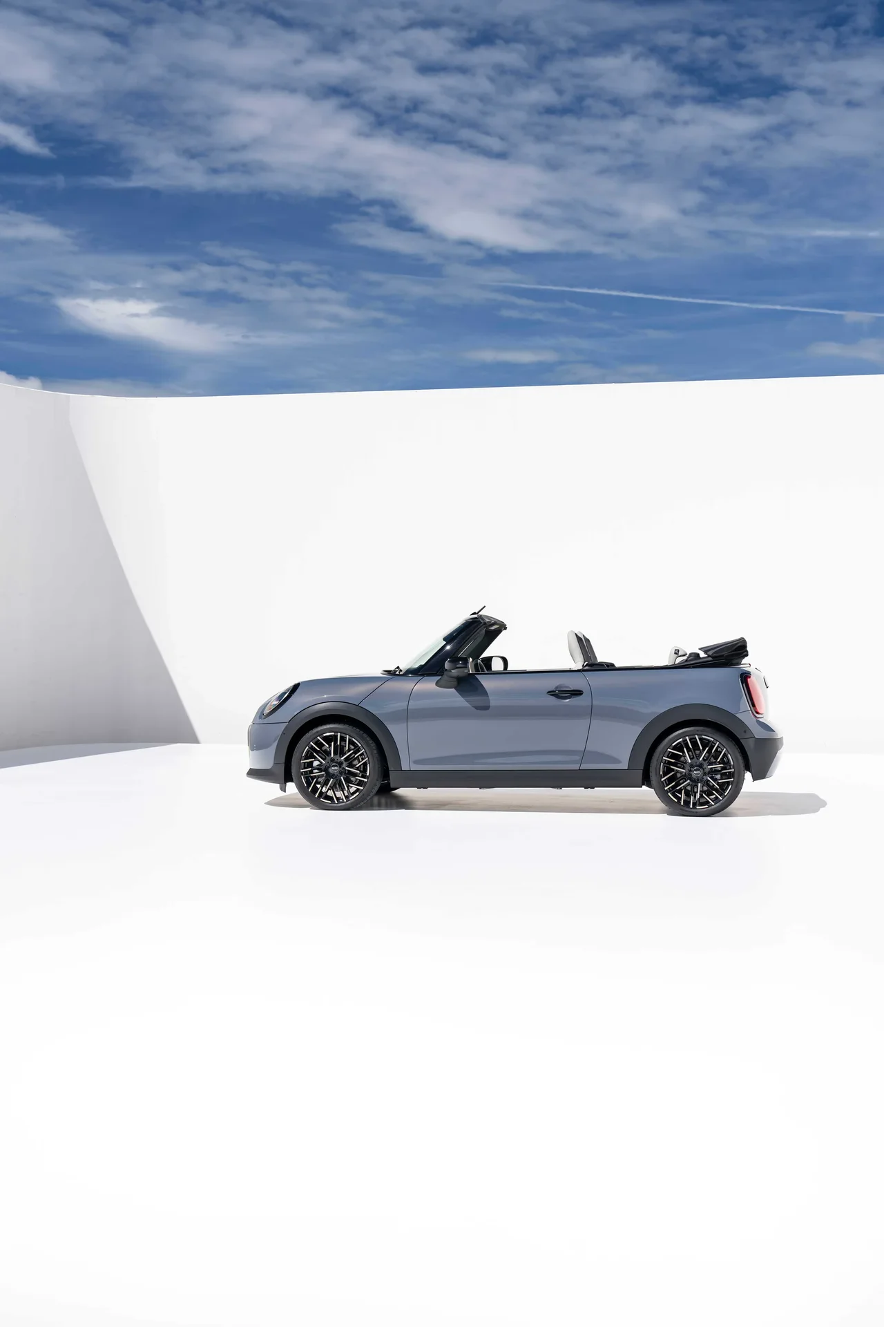 Exterior 4