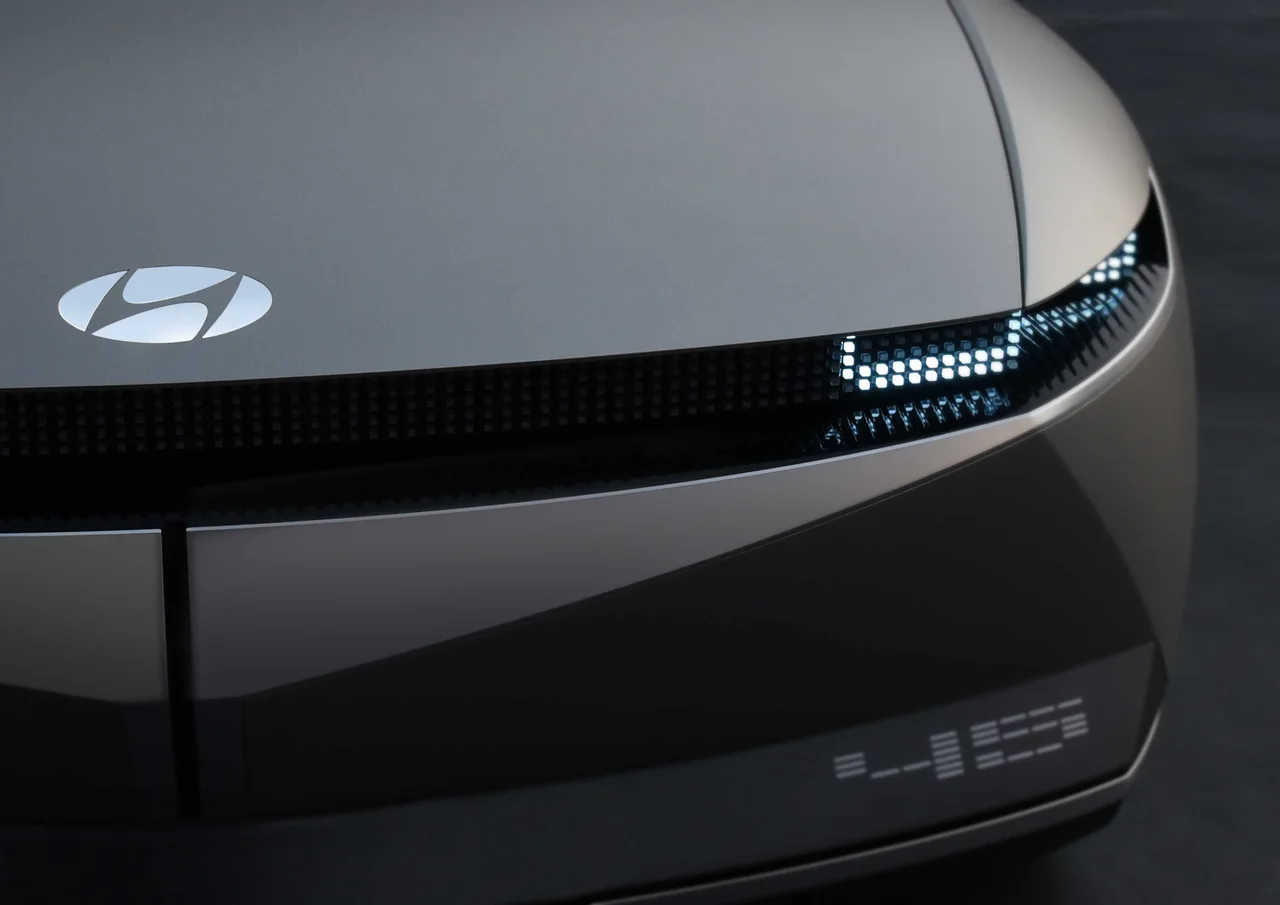 Exterior 3