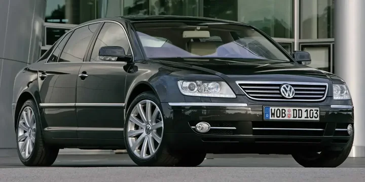 2004 Volkswagen 2004-volkswagen-phaeton-generation-i-type-3d main image