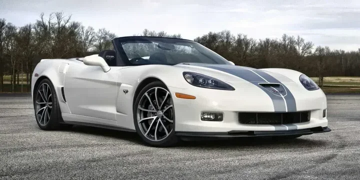 2013 Chevrolet 2013-chevrolet-corvette-427-convertible-manual main image