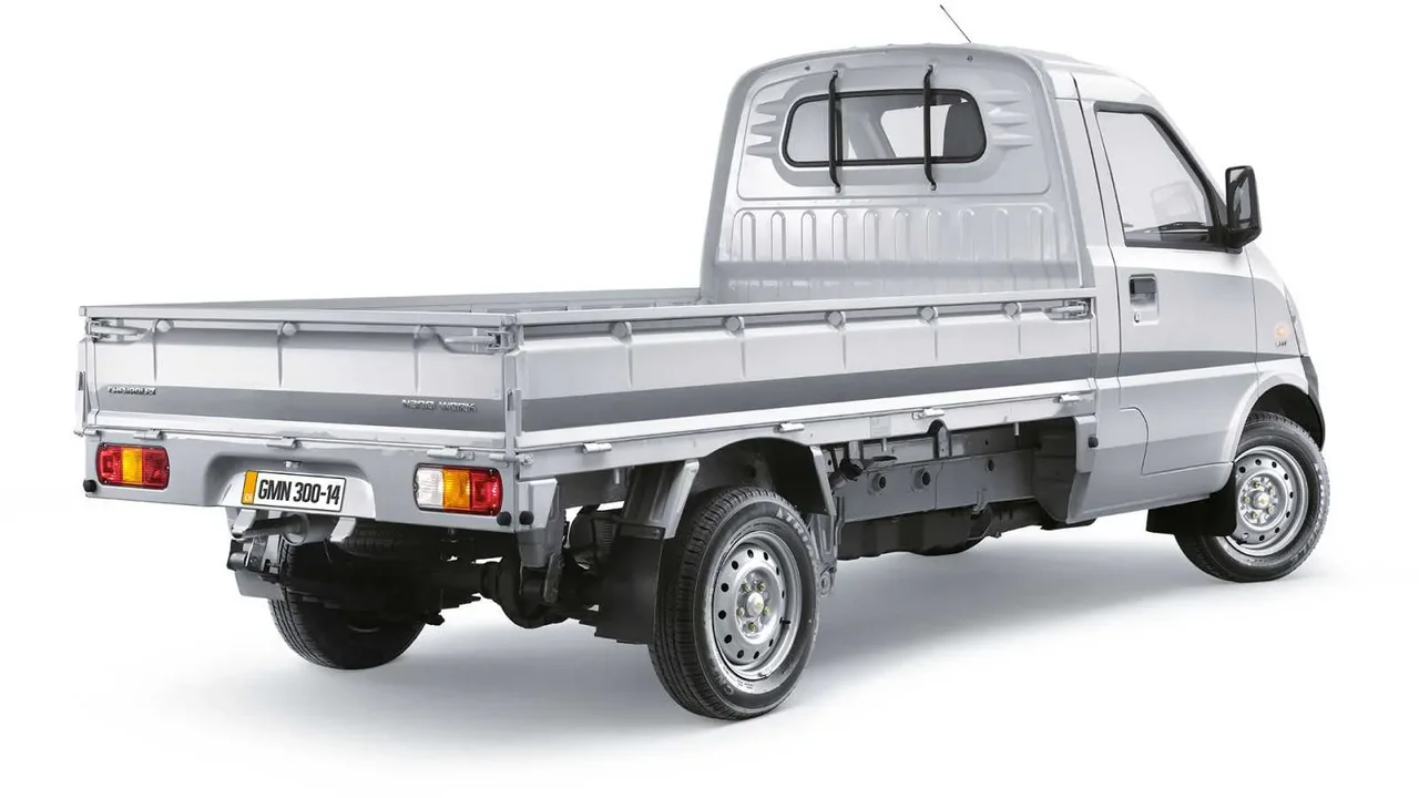 Exterior 5
