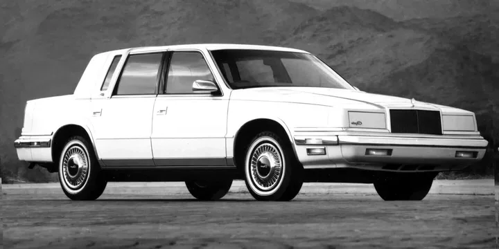 1990 Chrysler 1990-chrysler-new-yorker-sedan-4-door-sedan-33-v6-automatic-4-speed-150ps main image