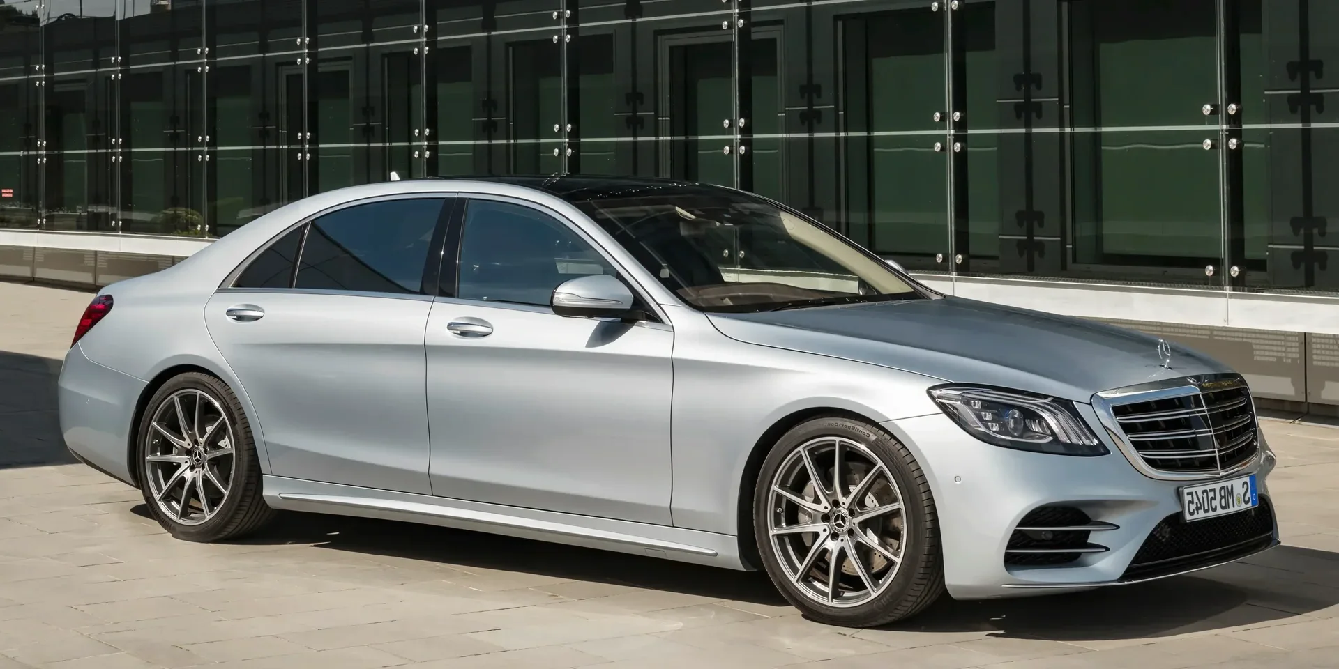 2018 Mercedes-Benz S-Class photo 1