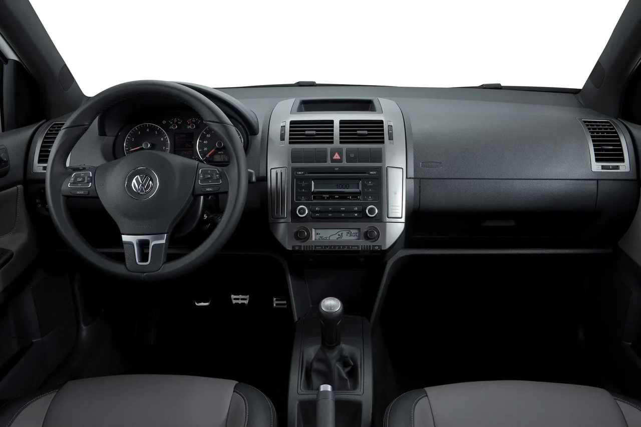 Interior 2