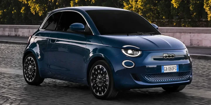 2021 Fiat 2021-fiat-500-hatchback-fiat-500-e-single-speed-118ps main image