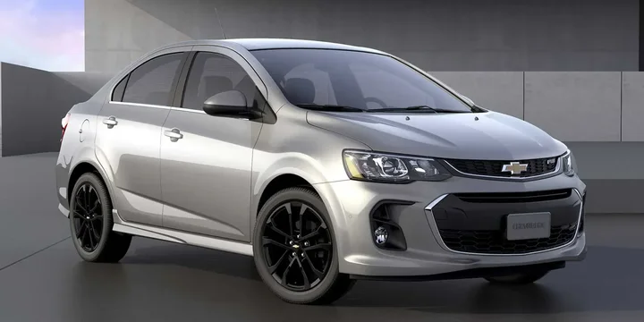 2017 Chevrolet 2017-chevrolet-sonic-sedan-sedan-14-t-140ps main image