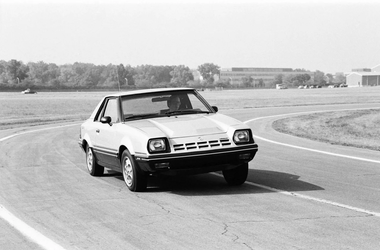 Exterior 3