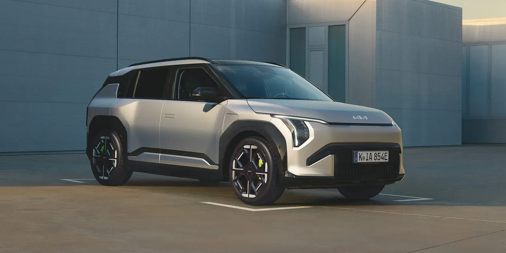 2026 Kia EV3 GT photo 1