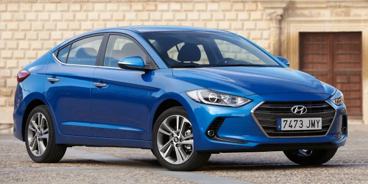 2016 Hyundai Avante exterior main image