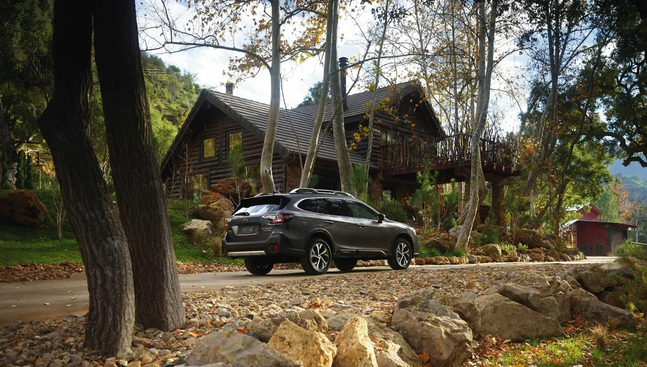 Exterior 6