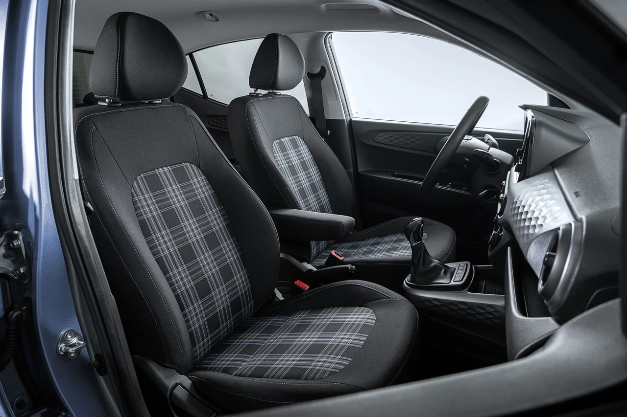 Interior 2