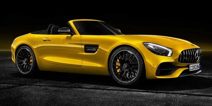 2018 Mercedes-Benz 2018-mercedes-benz-amg-gt-s-roadster-amg-speedshift main image