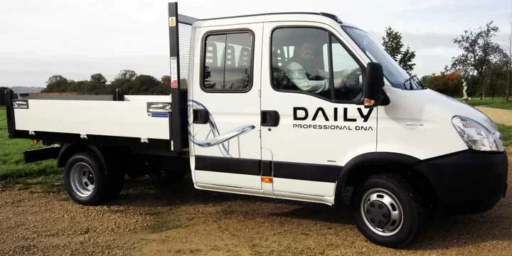 2006 Iveco 2006-iveco-daily-lcv-35-chassis-crew-cab-23-hpi-116ps main image