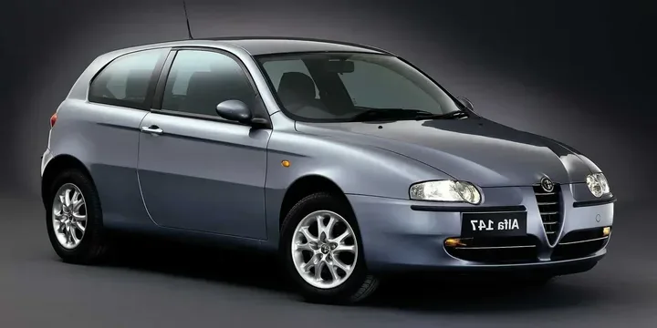 2001 Alfa Romeo 2001-alfa-romeo-147-hatchback-3-door-20-tspark-16v-150ps main image