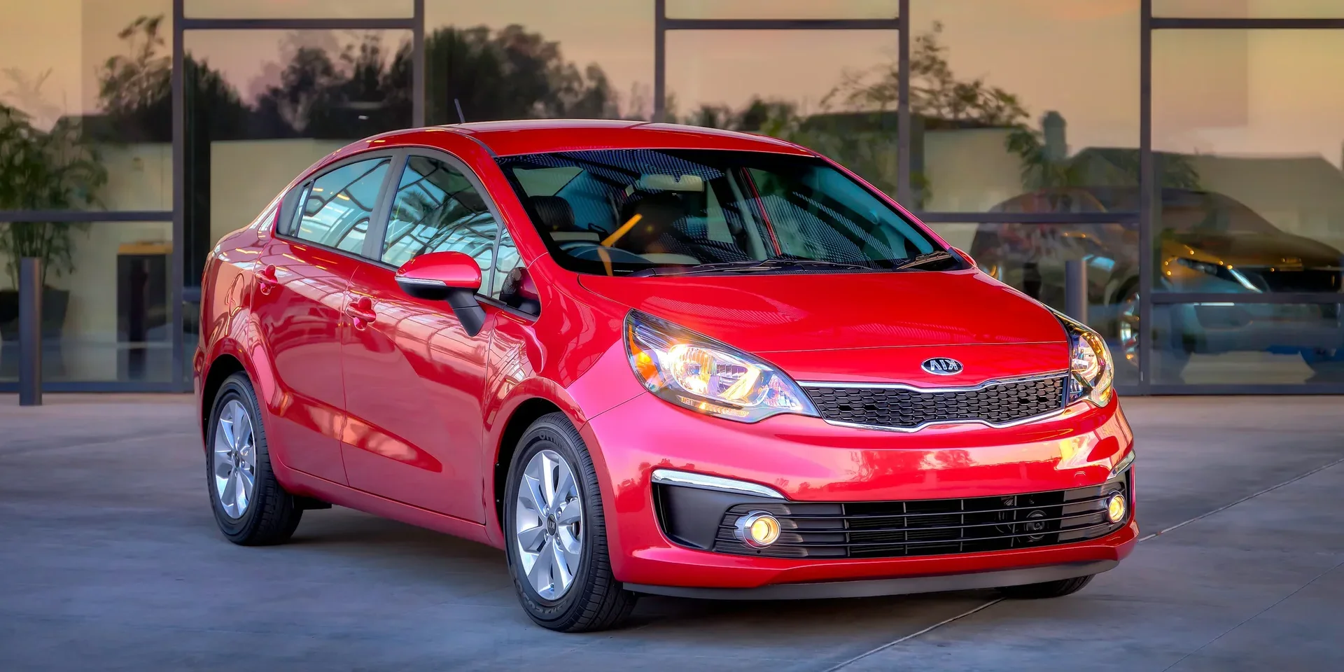 2017 Kia Rio photo 1