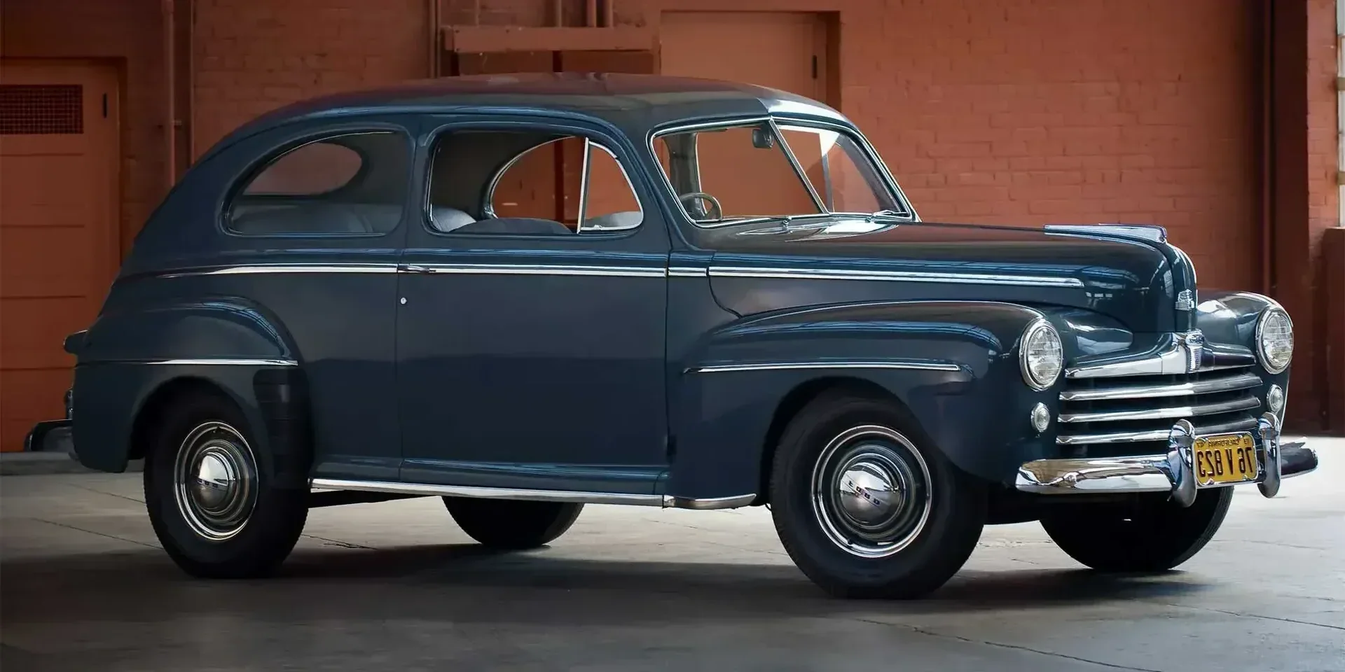1947 Ford Super Deluxe Tudor photo 1