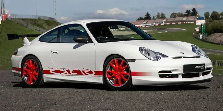 2004 Porsche 2004-porsche-911-gt3-rs main image