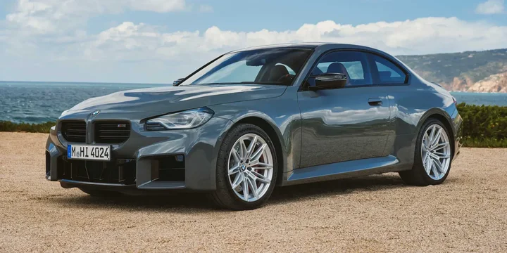2025 BMW 2025-bmw-2-series-m2 main image