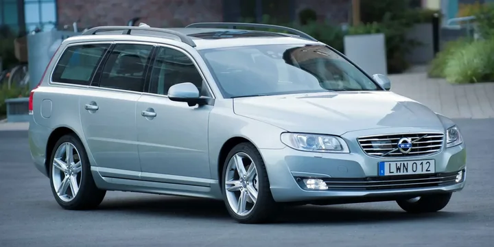 2015 Volvo 2015-volvo-v70-generation-24-2nd-facelift-d3 main image