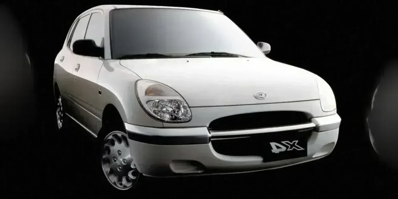 1998 Daihatsu Storia X4 photo 1