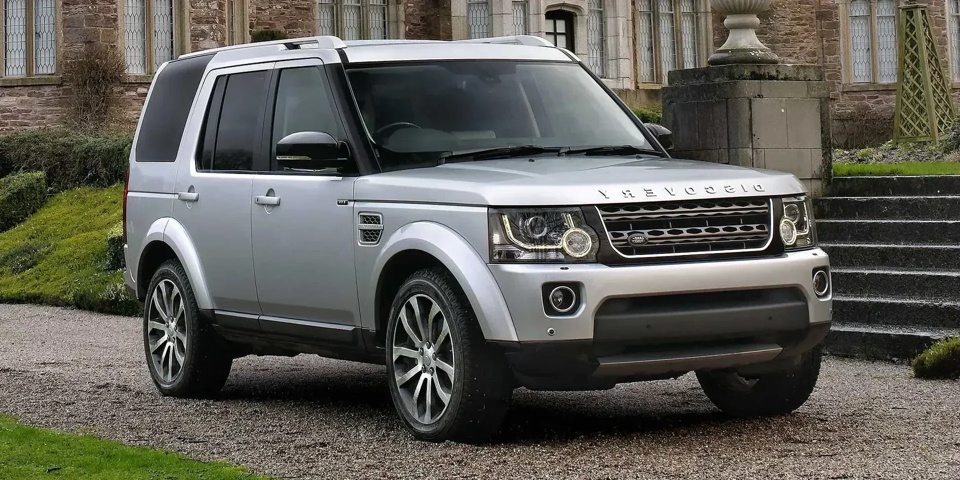 2018 Land Rover Discovery photo 1