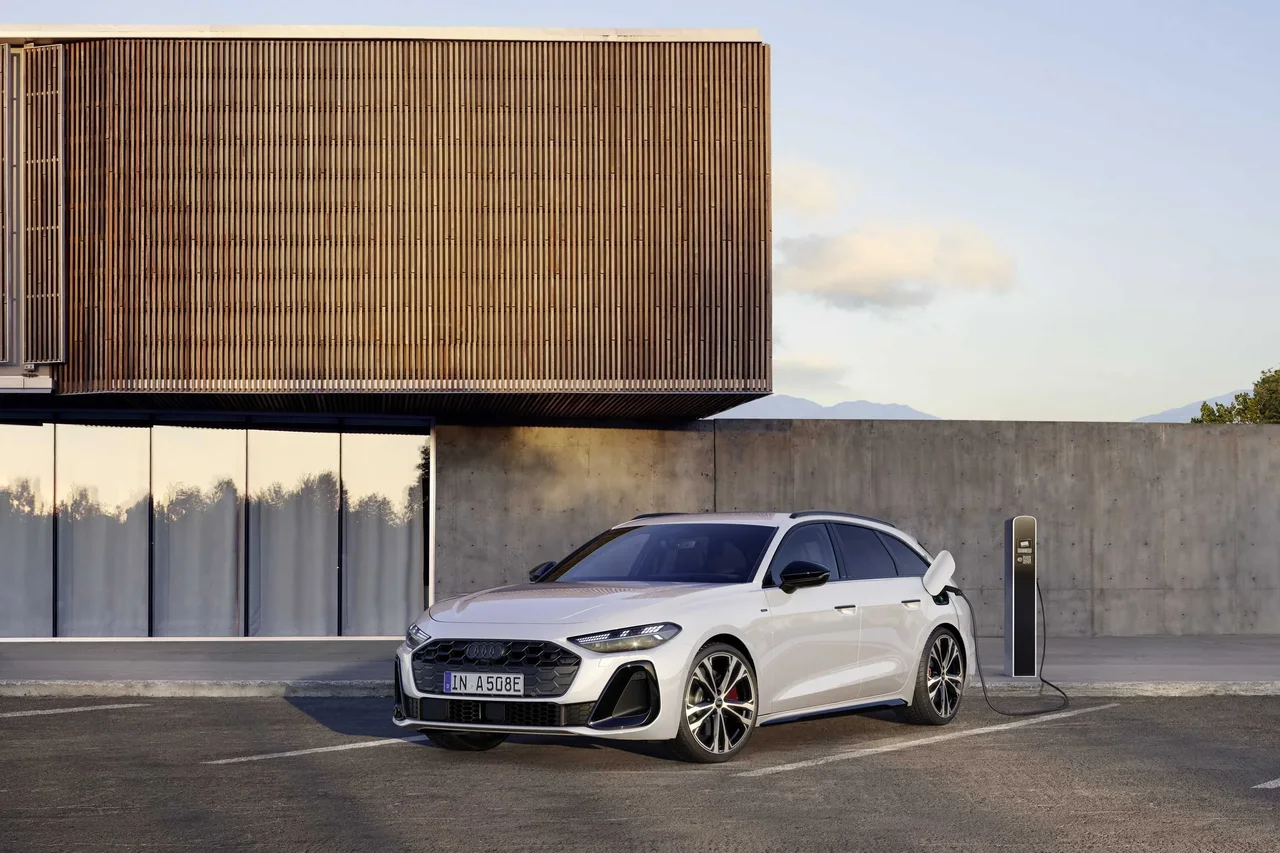 Exterior 3