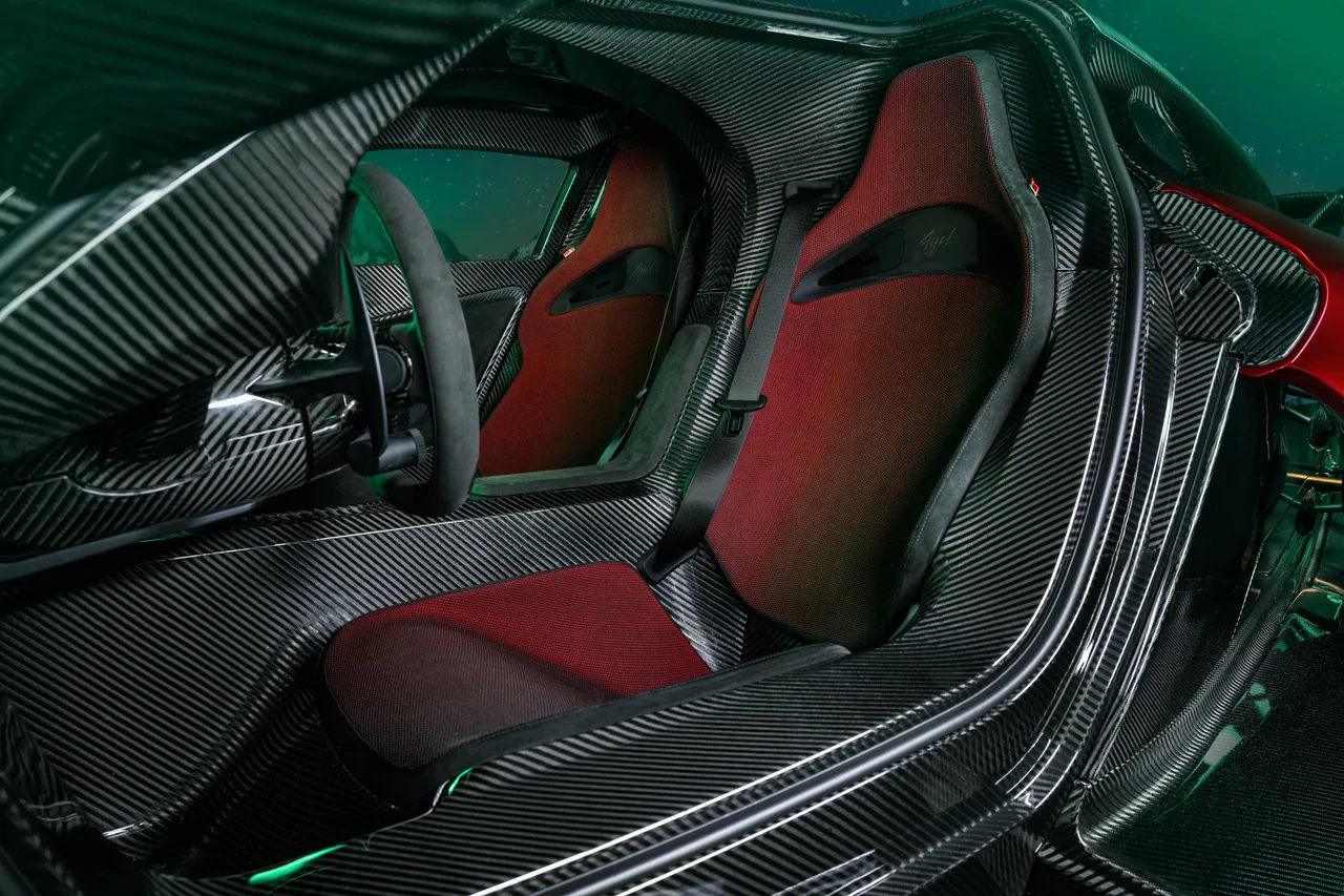 Interior 2