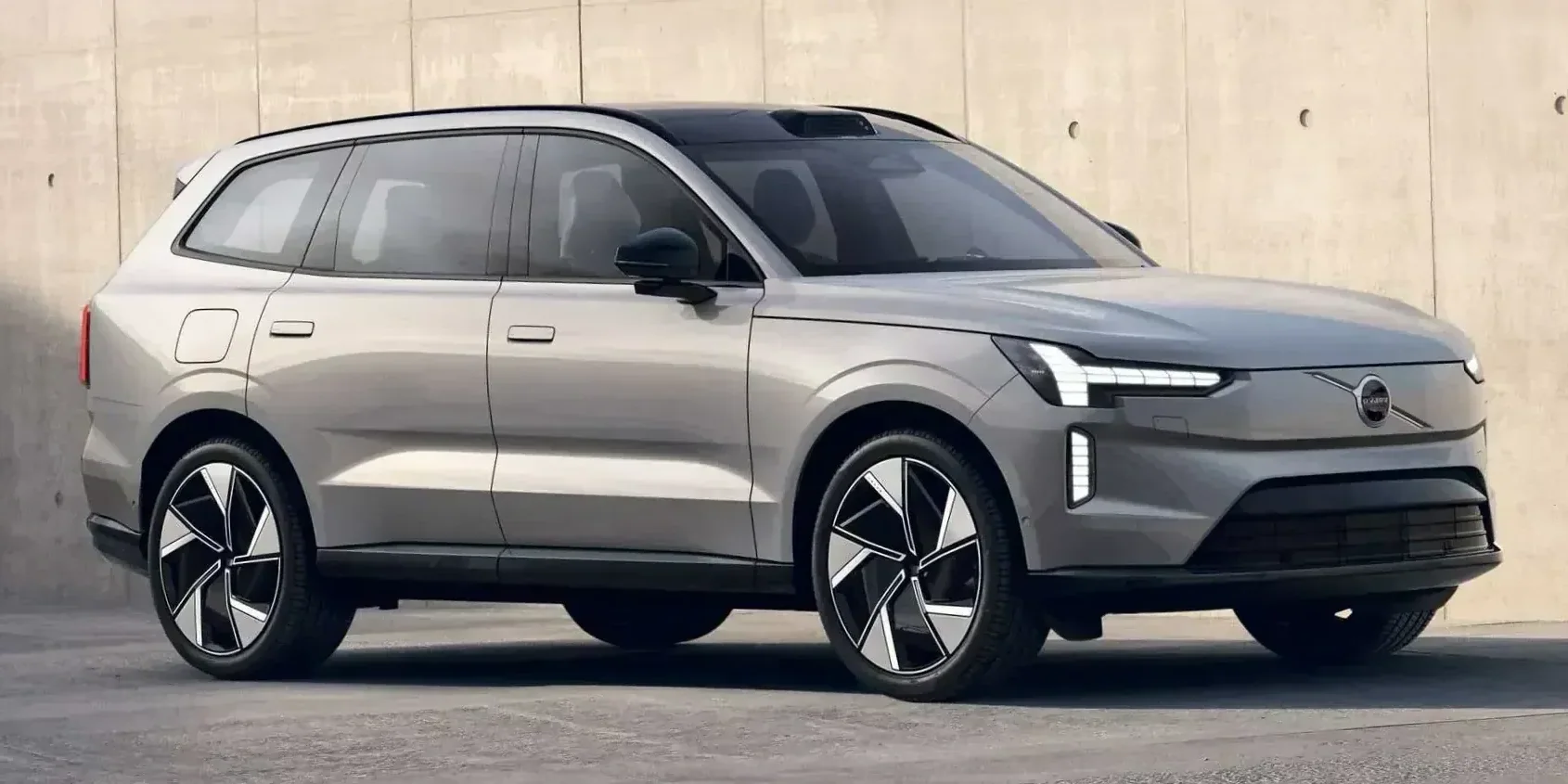 2026 Volvo EX90 photo 1