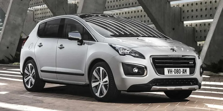 2011 Peugeot 2011-peugeot-3008-generation-t8 main image