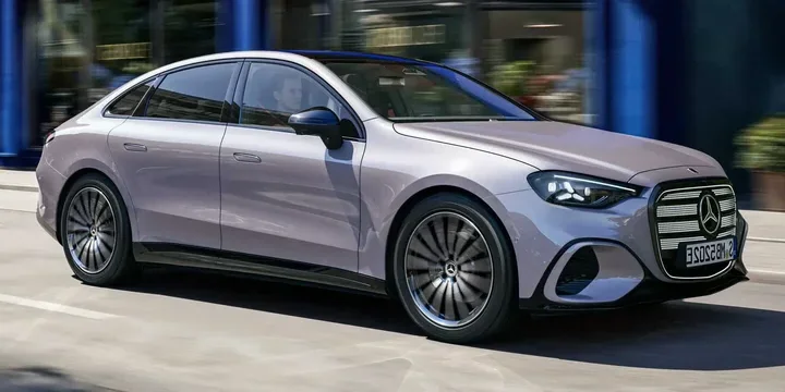 2026 Mercedes-Benz 2026-mercedes-benz-c-class-c-400-4matic main image
