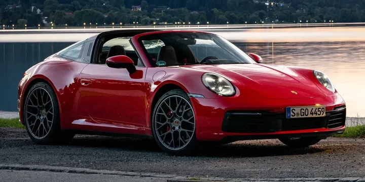 2021 Porsche 2021-porsche-911-4s main image